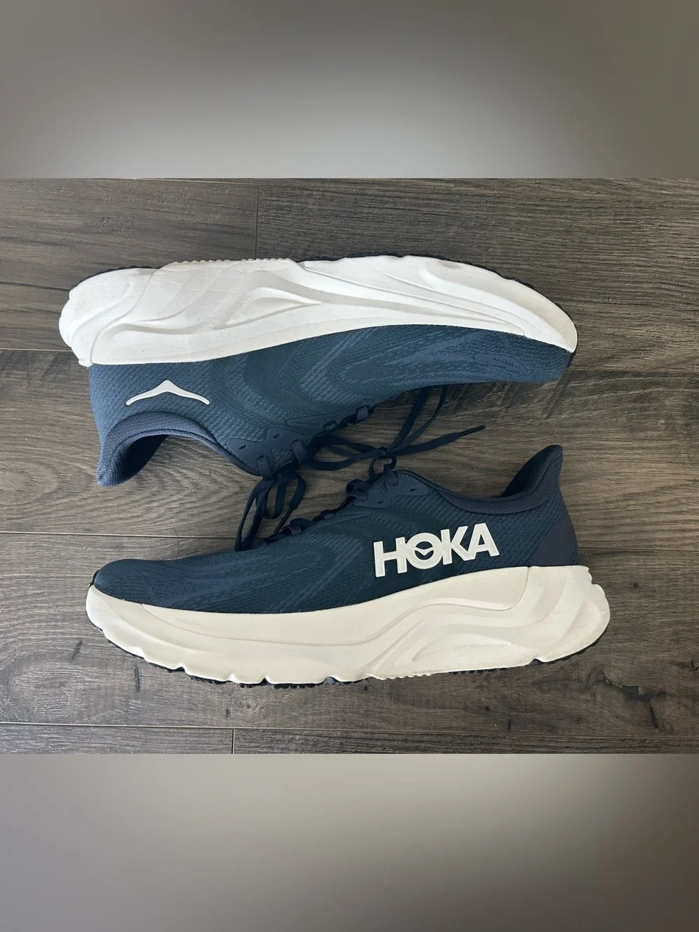 Hoka Men’s Running Shoes Arahi 8 Size 12D Varsity Navy/White